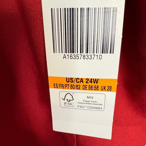 Le Suit Fire Red Plus Size Skirt (24W) - Picture 5 of 6